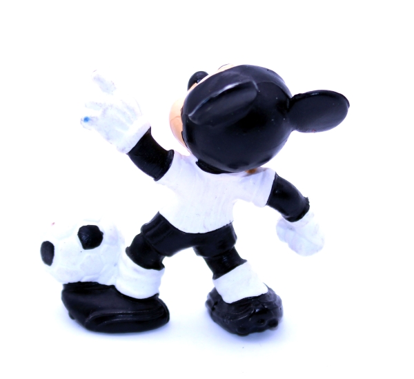 Micky Maus im Fußball-Trikot 3